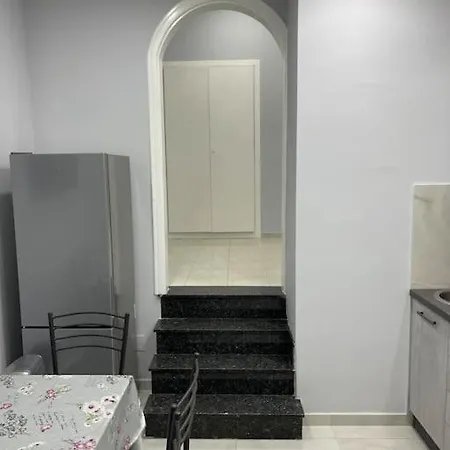 Апартаменты Florinda House Неаполь